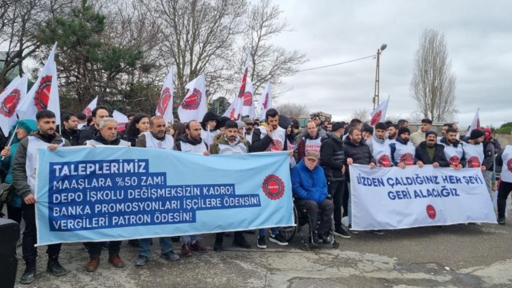 Migros İşçileri Beykoz’da Patronun Kapısında: “Siz Kimin Milletvekilisiniz?”