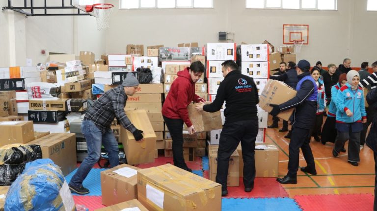 Beykoz’un Unutulmaz Dayanışma Destanı: 6 Şubat’ın Yaraları Böyle Sarılmıştı