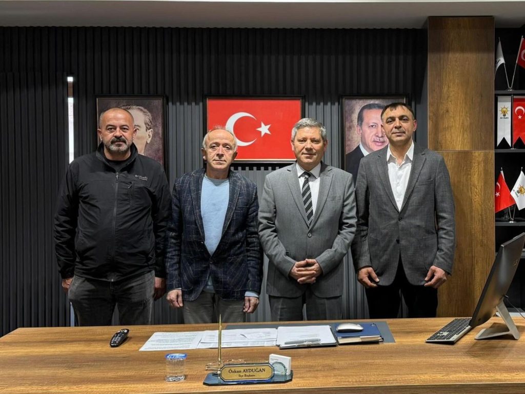 AK Parti Beykoz İlçe Başkanlığı’nda Ziyaret Trafiği