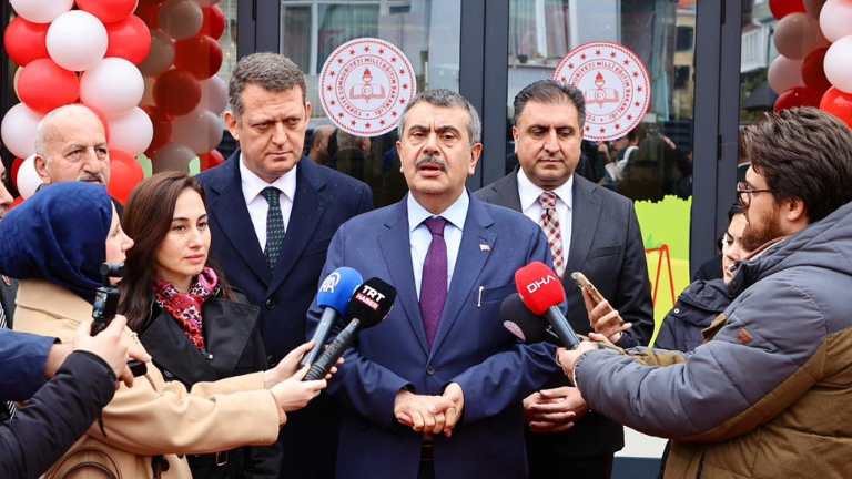 Beykoz’da Kreş Tartışması: Temeli CHP Attı, AK Parti Devretti, Açılışı Bakan Tekin Yaptı