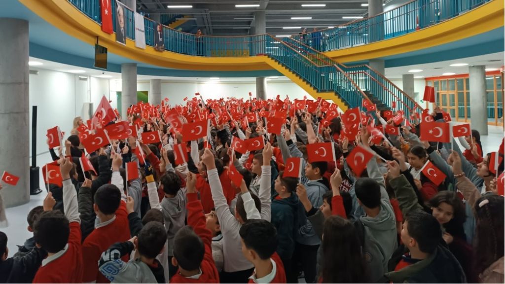 Beykoz’da İkinci Dönem Heyecanı: “İstiklal Bayrakla, İstikbal Maarifle”