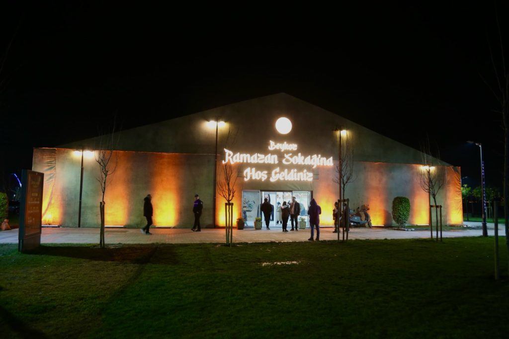 Beykoz Sahili’nde Ramazan Sokağı Başladı: Etkinlikler Var, İlgi Az