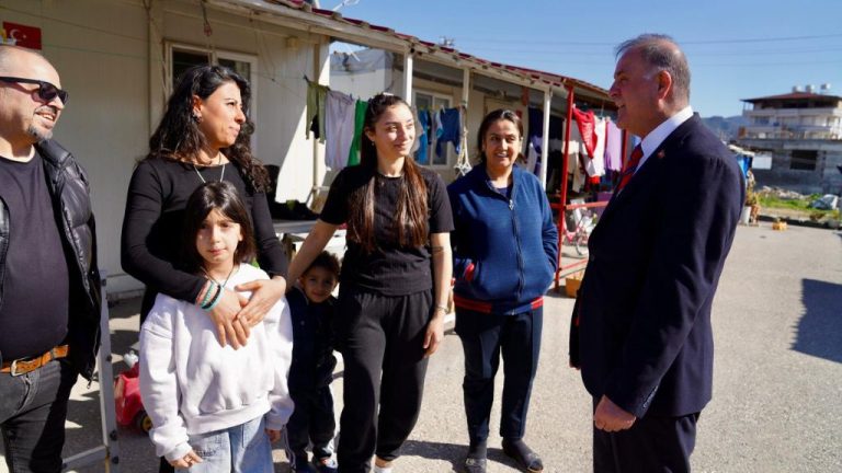 İBB BAŞKANVEKİLİ NURİ ASLAN: “İSTANBUL BÜYÜKŞEHİR BELEDİYESİ DEPREMİN İLK GÜNÜNDEN İTİBAREN HATAY’DAYDI”