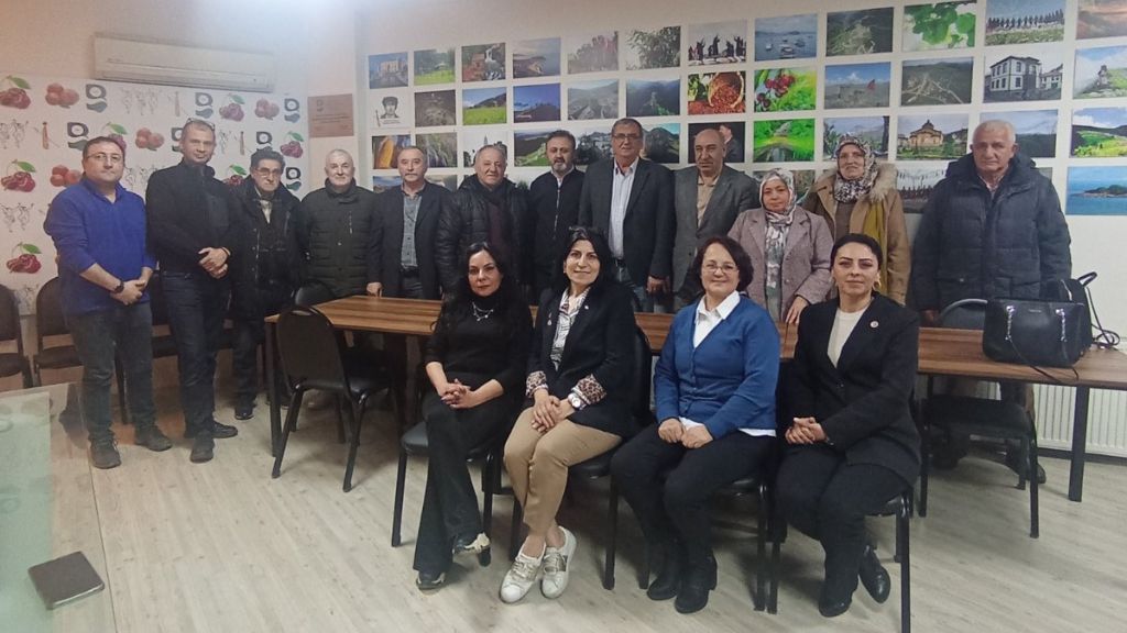 İYİ Parti Beykoz’dan Giresunlular Derneği’ne Ziyaret