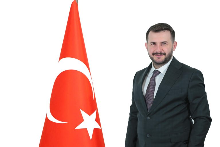 Başkan Yardımcısı Burak Karaçam: “Medya Okulu’nda Gazeteciler Bilabedel Çalıştılar”