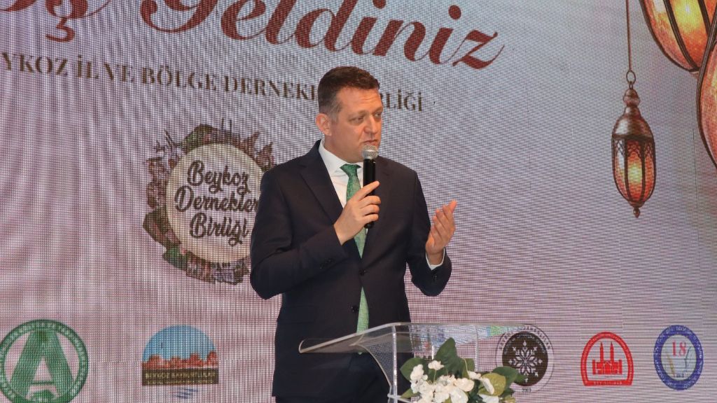 KAYMAKAM ÜRKMEZER: “İSTANBUL, ANADOLU İLE BİR KÖPRÜ VAZİFESİ GÖRMEKTEDİR”