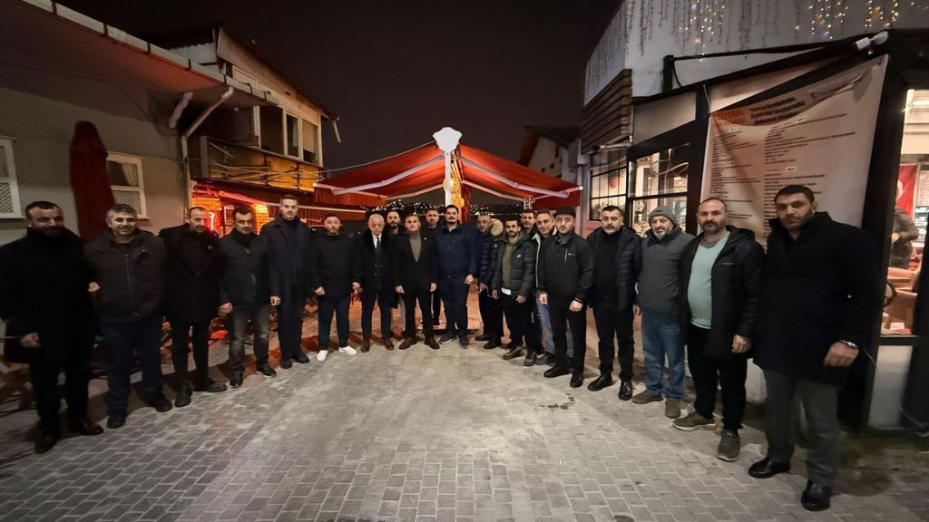 BEYKOZ MERKEZ İFTARI ONÇEŞMELER MEYDANI’NDA GERÇEKLEŞTİ