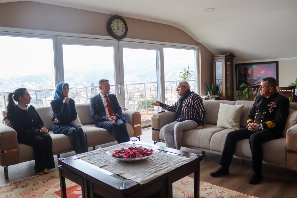 Beykoz’da Şehit Ailelerine Anlamlı Ziyaret