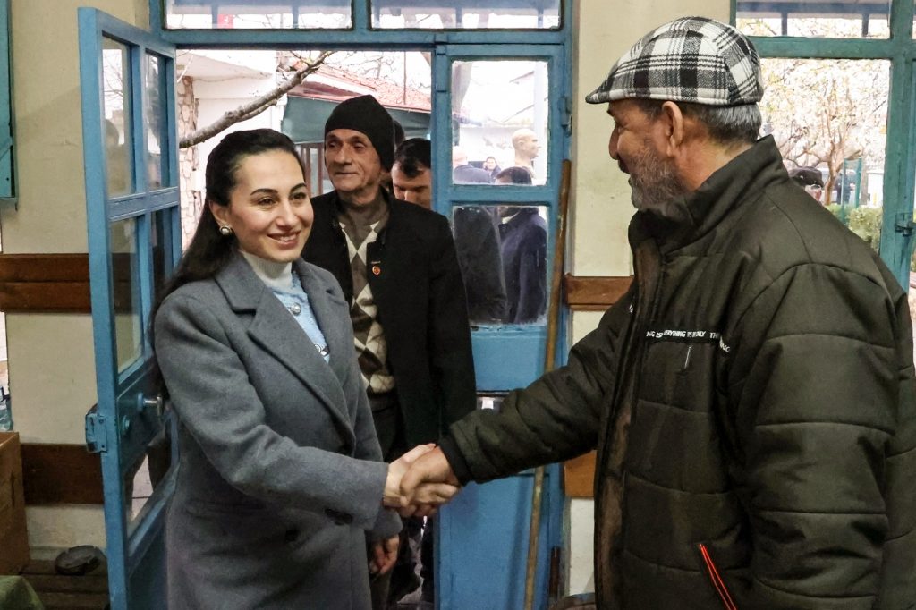 Beykoz Belediye Başkan Vekili Özlem Vural Gürzel: “Girmedik Sokak Bırakmıyoruz”