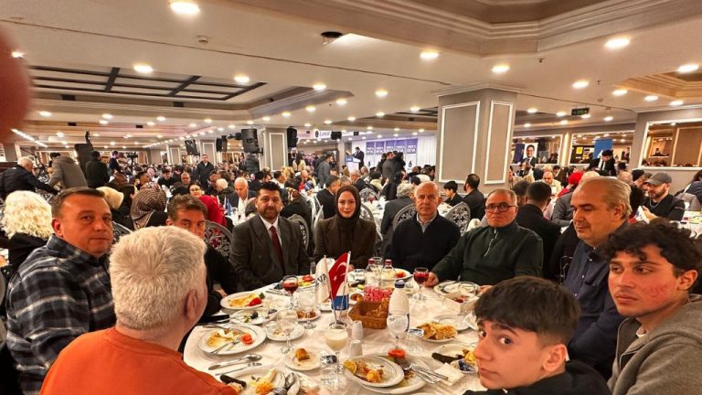 DEVA Partisi Beykoz’dan İftar Buluşması