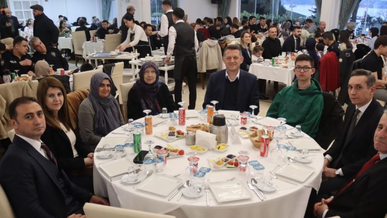 Beykoz’da;Emniyet Teşkilatı, Şehit Aileleri ve Gaziler İftarda Buluştu