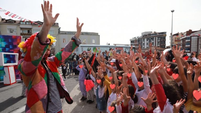 23 NİSAN’DA BEYKOZLU ÇOCUKLAR ÇUBUKLU SİLOLARDA BULUŞACAK