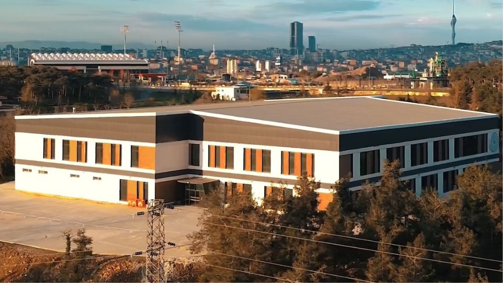 BEYKOZ SPOR ORMANI’NDA YAPIMI TAMAMLANAN KAPALI SPOR SALONU TÜRKİYE HENTBOL FEDERASYONU’NA TAHSİS EDİLDİ