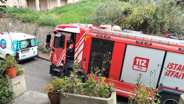 KANLICA’DA DOĞALGAZ ALARMI: BİNA TAHLİYE EDİLDİ