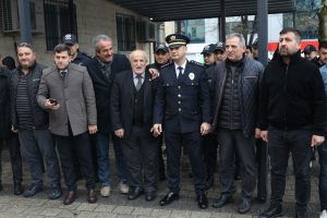 10 NİSAN POLİS HAFTASI ETKİNLİKLERİ KAPSAMINDA ŞEHİT VE GAZİLER İÇİN KUR’AN-I KERİM TİLAVETİ VE LOKMA DAĞITIMI YAPILDI