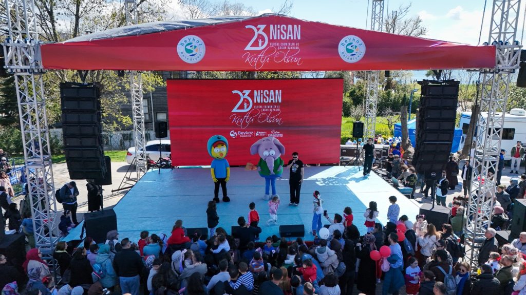 BEYKOZ’DA 23 NİSAN COŞKUSU: SAHİLDE DEV ETKİNLİK ALANI KURULDU