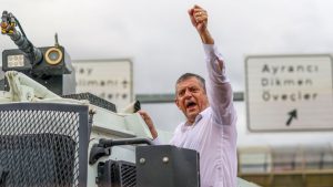 CHP ÖNCEKİ DÖNEM BEYKOZ İLÇE BAŞKANLARINDAN ÖZGÜR ÖZEL’E DESTEK AÇIKLAMASI