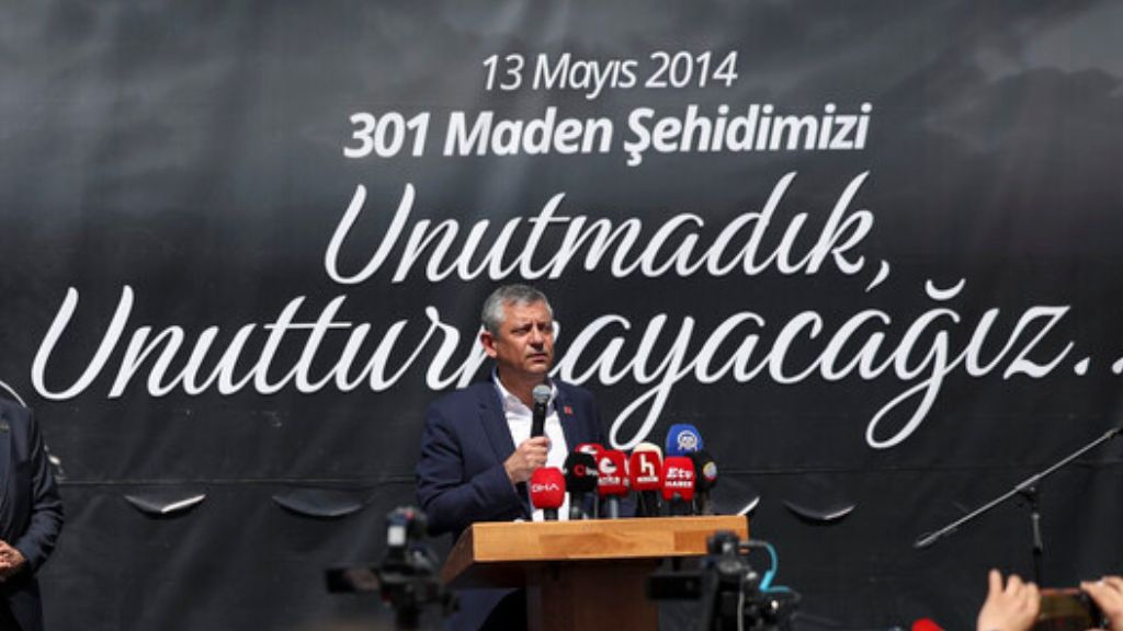 ÖZGÜR ÖZEL: SOMA’NIN KADERİNİ DEĞİŞTİRDİĞİMİZ GİBİ KARA DÜZENİ DE DEĞİŞTİRECEĞİZ