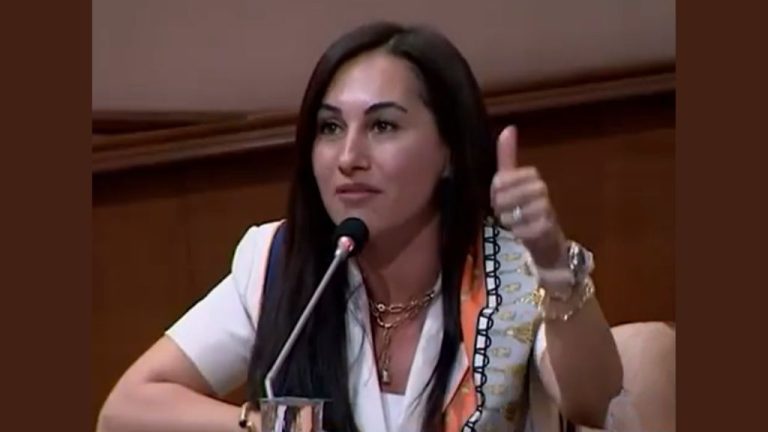 ÖZLEM VURAL GÜRZEL’DEN MEYDAN OKUYAN PAYLAŞIM: “BİZ SON SÖZÜ SÖYLEMEYİ SEVERİZ!”