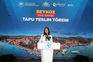 BEYKOZ’DA 1071 HAK SAHİBİNE TAPULARI TESLİM EDİLDİ